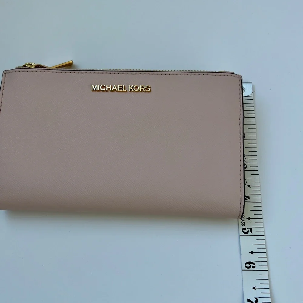 Michael Kors Blush Leather Wristlet
